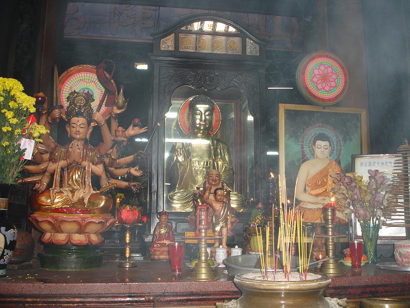 120- Interieur de la pagode de l empereur de jade- Saigon.JPG - Intérieur de la pagode de l'empereur de jade à Saigon
